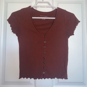 Cropped V-Neck American Eagle Button-Up Top
